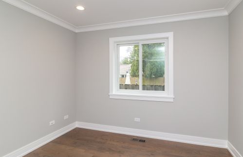 5135 Neenah Ave, Chicago IL  60656-3728 exterior