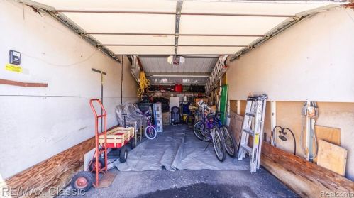 22158 Edgewater, Novi MI  48375-5014 exterior