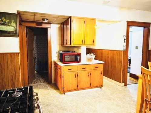 124 Dorchester St, Worcester MA 01610-1905 exterior