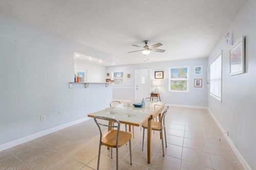 522 100 Ave, Naples FL 34108-2235 exterior