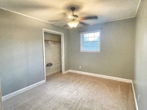 235 Live Oak Ave, Defuniak Springs FL  32435-2338 exterior