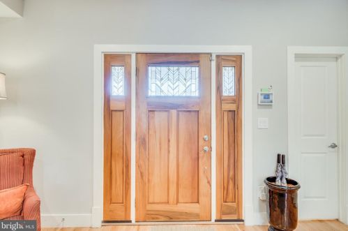 5227 New Hampshire Ave, Washington DC 20011-6631 exterior