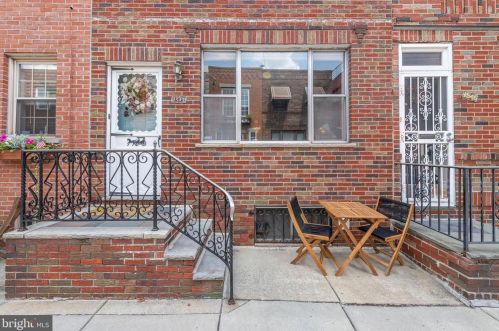 1543 Iseminger St, Philadelphia PA  19147-6215 exterior