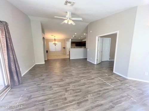 8870 Mountain Spring Dr, Tucson AZ  85747-5659 exterior