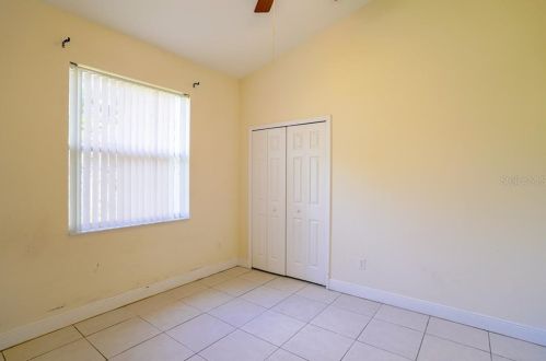 28 Pierce Ave, Orlando FL 32809-4957 exterior