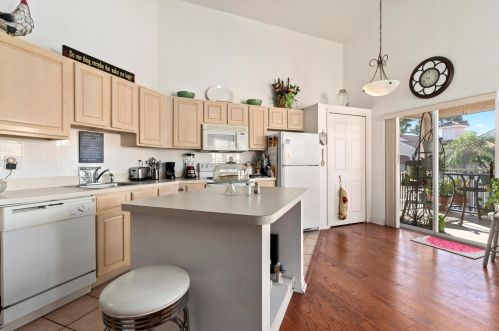 10015 Perfect Dr, Fort Pierce FL  34986-3062 exterior