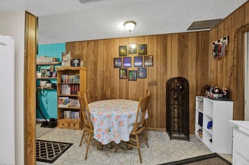 670 95th Ave, Naples FL 34108-2455 exterior