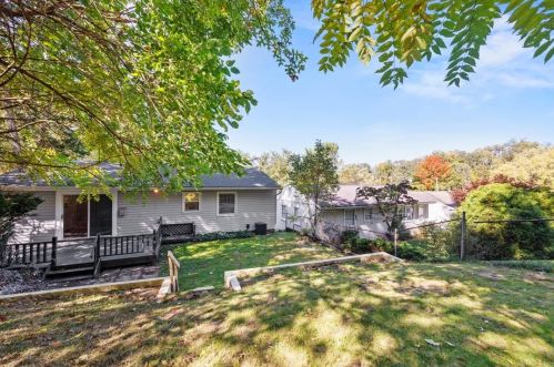 527 Pennview Dr, Pittsburgh PA 15235-4434 exterior