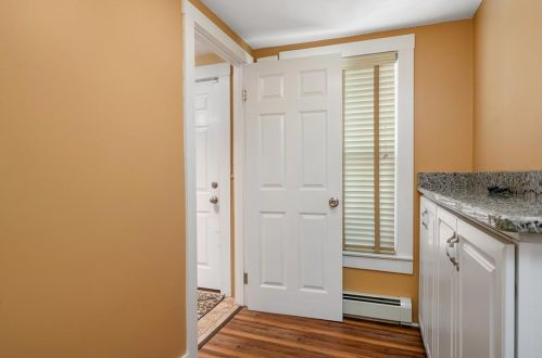 195 Congress St, Woonsocket RI  02895-4859 exterior