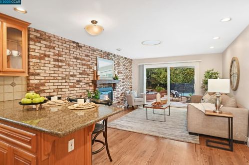 5143 Coral Ct, Concord CA 94521-2315 exterior