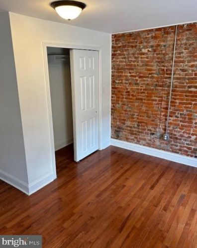 524 Girard Ave, Philadelphia PA  19125-3312 exterior