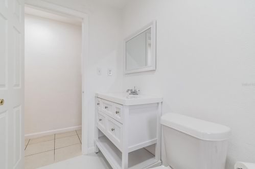 4010 Wallace Ave, Tampa FL 33611-3544 exterior