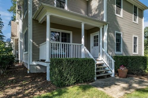 26 Overlook Farms Rd, Deep River CT 06419-1337 exterior