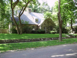 22 Rosalie Rd, Newton, MA 02459-3131