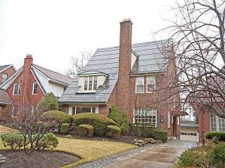 2289 Beechwood Blvd, Pittsburgh PA  15217-2507 exterior