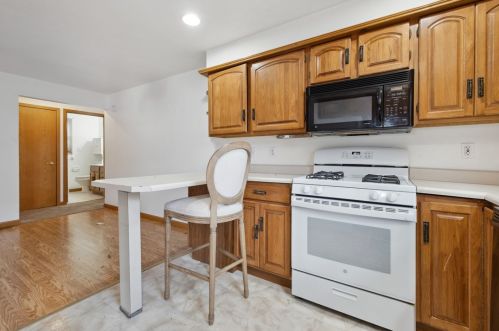 41 Glenmore Ave, Pittsburgh PA 15216-2124 exterior