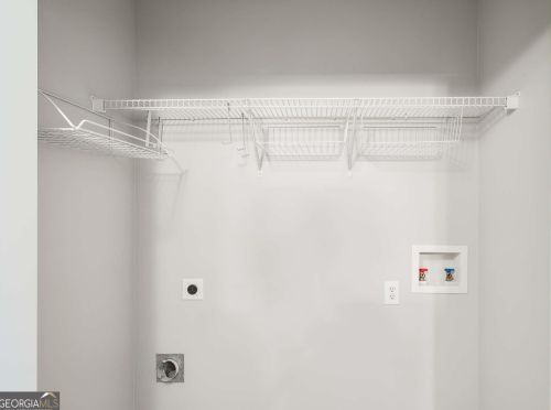 1269 Mackintosh Park, Atlanta GA 30318-4172 exterior