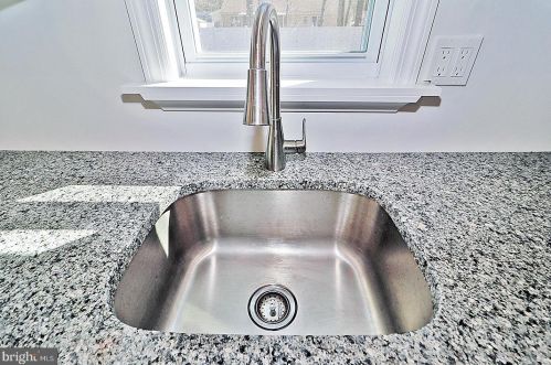 405 Conifer Dr, Lacey NJ  08731-1925 exterior