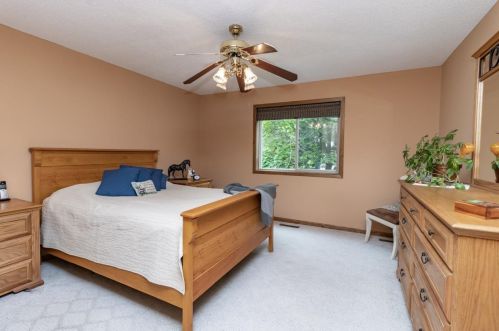 8292 Cleadis Ave, South Saint Paul MN 55076-3320 exterior