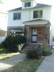 7484 Prairie St, Detroit MI  48210-1020 exterior