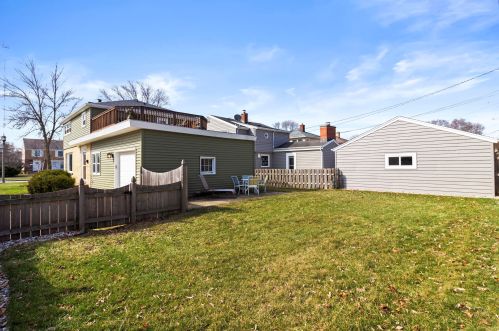 4801 Diversey Blvd, Milwaukee WI 53217-5919 exterior