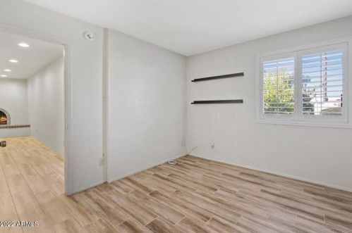 6127 13th St, Phoenix AZ 85040-1249 exterior