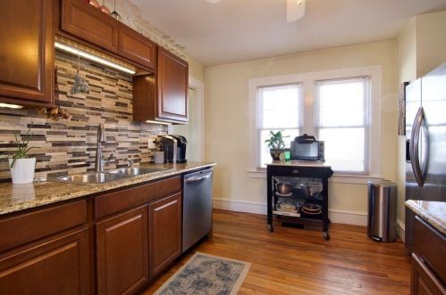 14 Benz St, Springfield MA 01118-1606 exterior