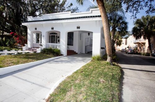 2003 Dekle Ave, Tampa, FL 33606-3213