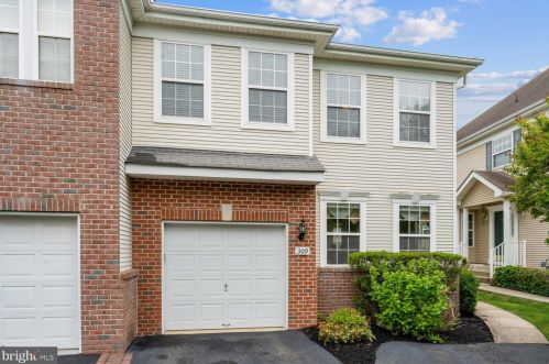 309 Fountayne Ln, Trenton, NJ 08648-2682