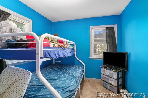 862 Buckingham St, Wyoming MI 49509-2827 exterior