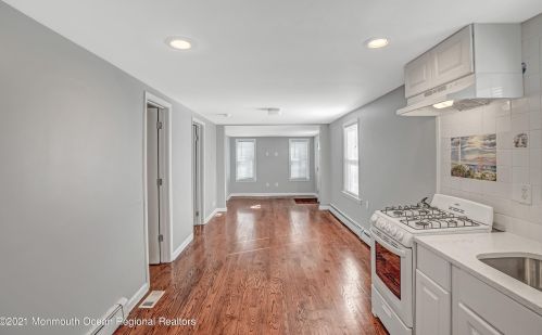 9 Danby Pl, Point Pleasant Beach NJ  08742-5621 exterior