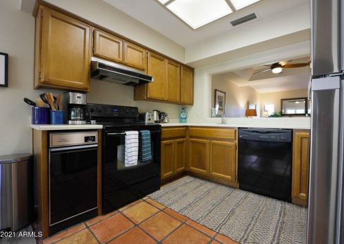 6155 28th Pl, Phoenix AZ  85016-2152 exterior