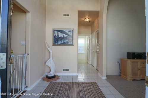 11 Arcadia Dr, Lakehurst NJ 08759-6161 exterior