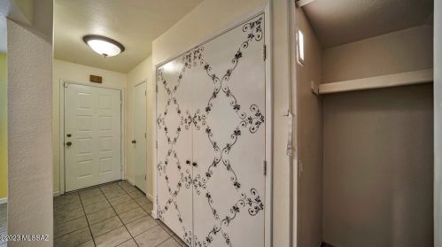 2579 Iron Crest Dr, Tucson AZ  85745 exterior