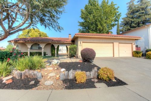 736 Graymont Cir, Concord, CA 94518-2845