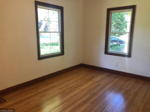 5089 Main St, Maple Plain MN 55359-9430 exterior