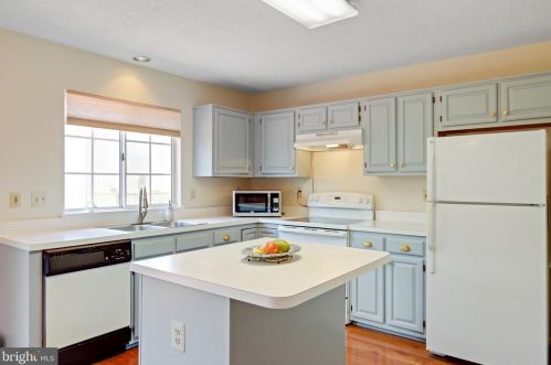 2307 Massanutten Dr, Silver Spring MD  20906-6183 exterior