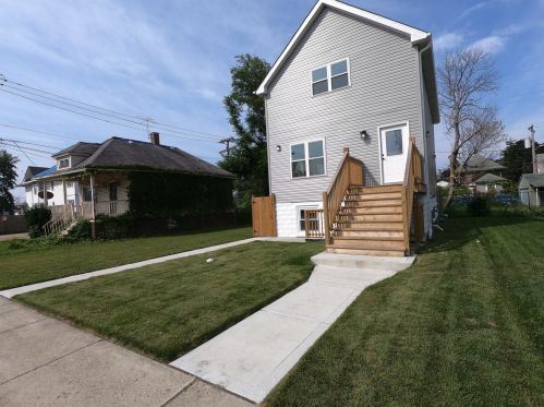 30 16 Ave, Broadview IL 60155-4011 exterior