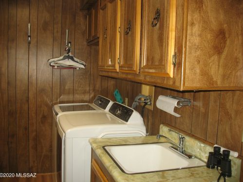 5356 Diamond K St, Tucson AZ 85713-4468 exterior