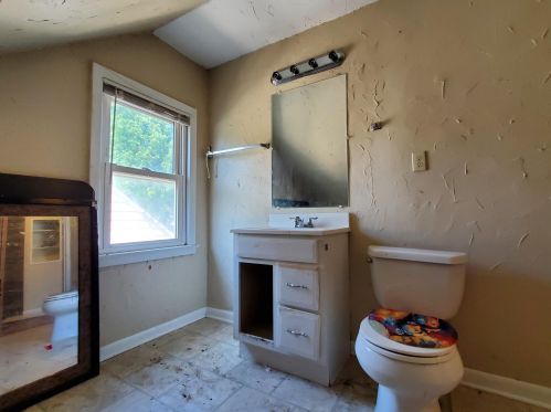 3414 78, Milwaukee WI 53219-3823 exterior