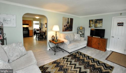 1324 Morgan Ave, Riverton NJ 08077-2730 exterior