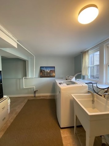 3535 Natchez Ave, Chicago IL 60634-3817 exterior