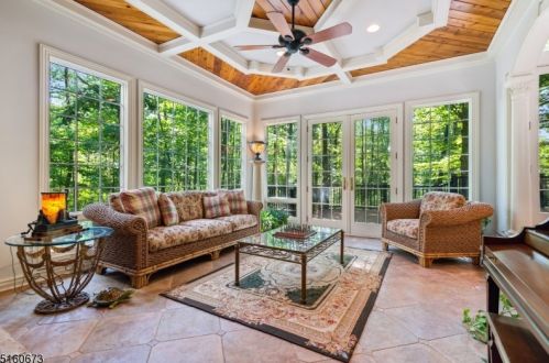 83 Pettit Pl, Princeton NJ 08540-7645 exterior