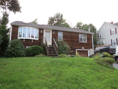 9 Hockanum Way, Worcester, MA 01606-2634