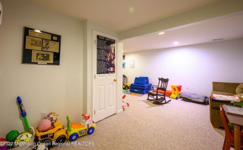 3201 Kapalua Ct, East Freehold NJ 07728-5917 exterior