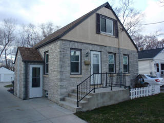 3269 95th St, Milwaukee WI  53227-4324 exterior