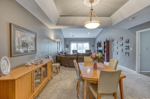 79 Windwatch Dr, Hauppauge NY 11788-3348 exterior