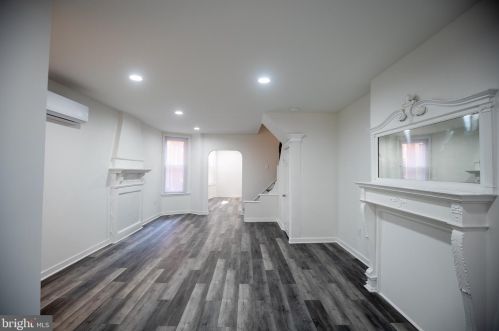 5148 Hazel Ave, Philadelphia PA 19143-1526 exterior