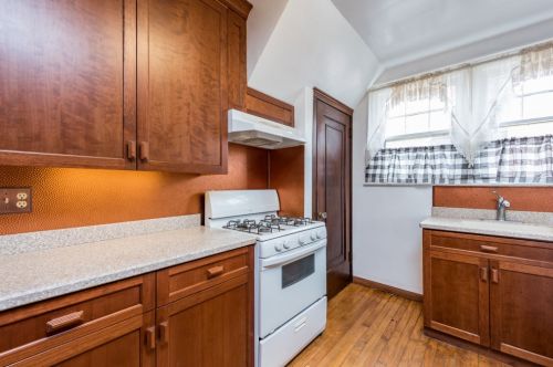 1425 Jenkinson Ct, Waukegan IL 60085-4670 exterior