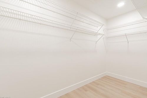 661 12 Ave, Naples FL 34120-2303 exterior